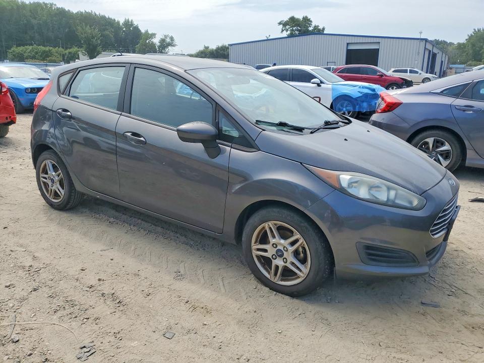 2018 FORD FIESTA SE — Фото 4 из 12