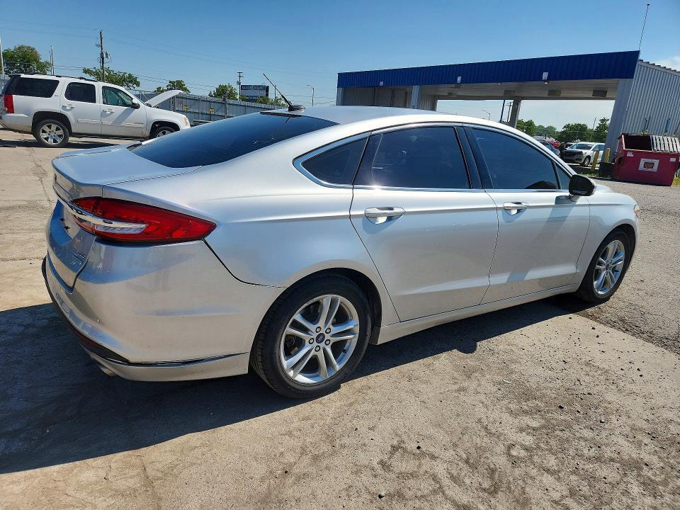 2018 FORD FUSION SE — Фото 3 из 12