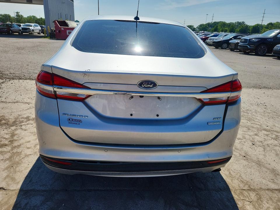 2018 FORD FUSION SE — Фото 6 из 12