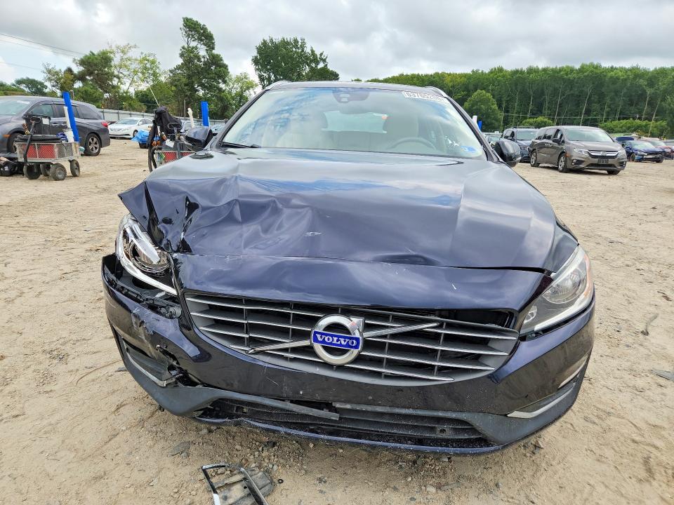 2017 VOLVO V60 T5 PREMIER — Фото 5 из 12
