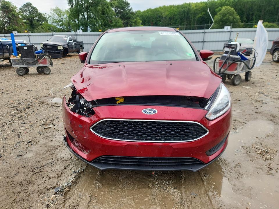 2017 FORD FOCUS SE — Фото 5 из 12