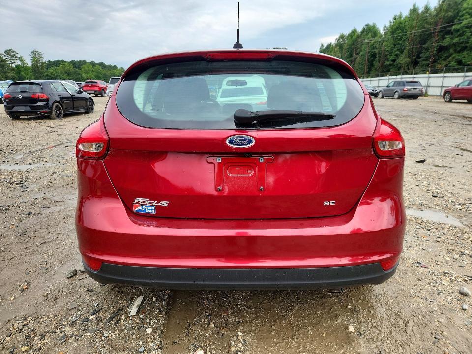 2017 FORD FOCUS SE — Фото 6 из 12