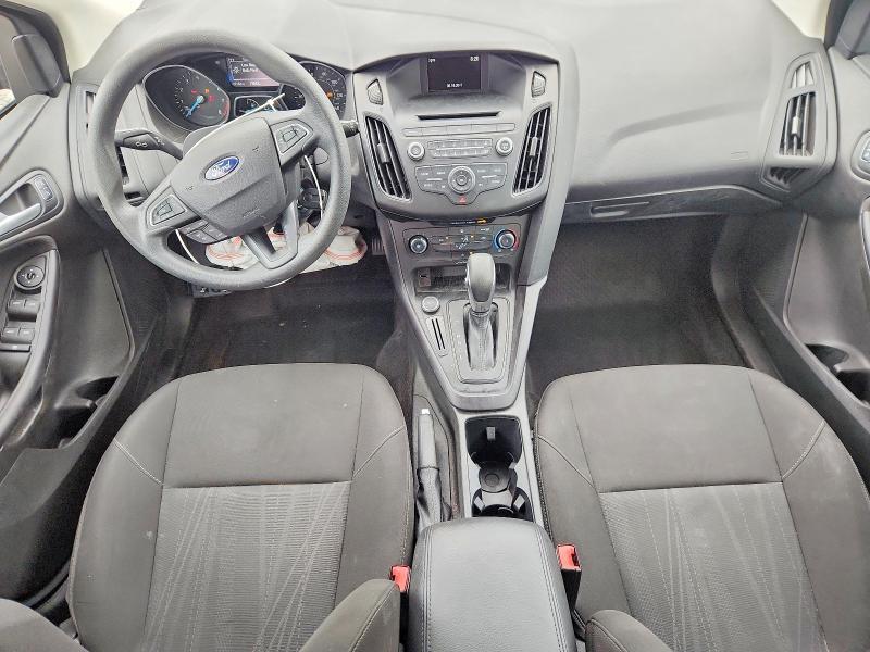 2017 FORD FOCUS SE — Фото 8 из 12
