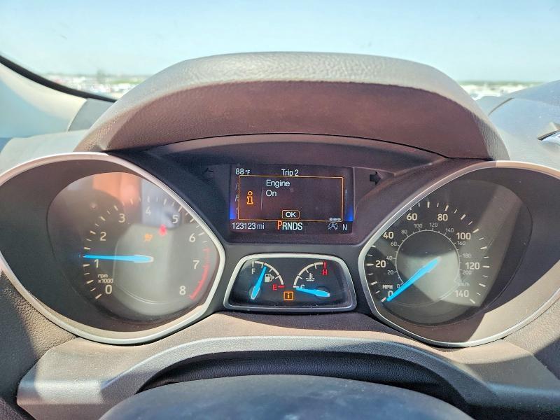 2017 FORD ESCAPE TITANIUM — Фото 9 из 12