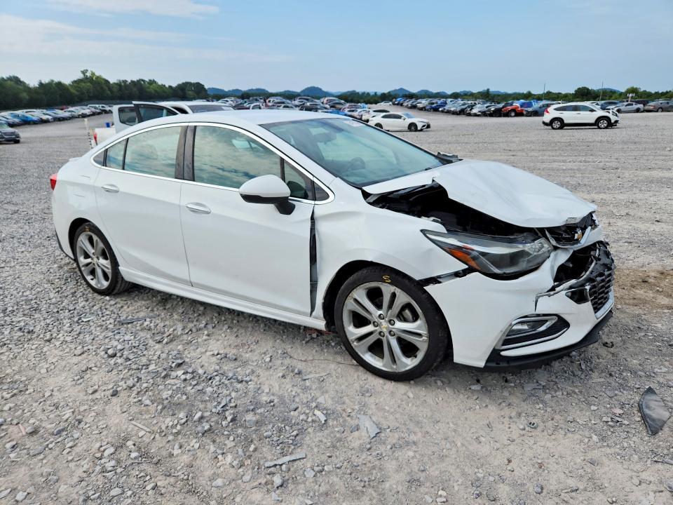 2017 CHEVROLET CRUZE PREMIER — Фото 4 из 12