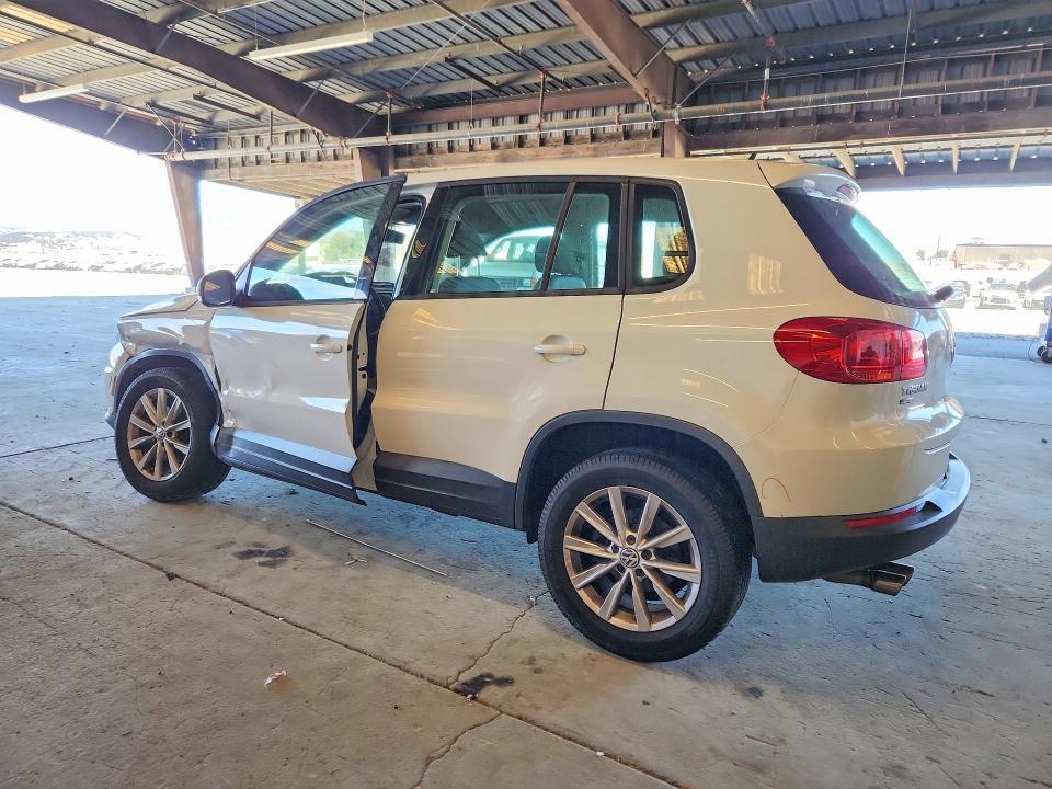 2017 VOLKSWAGEN TIGUAN S — Фото 2 из 13
