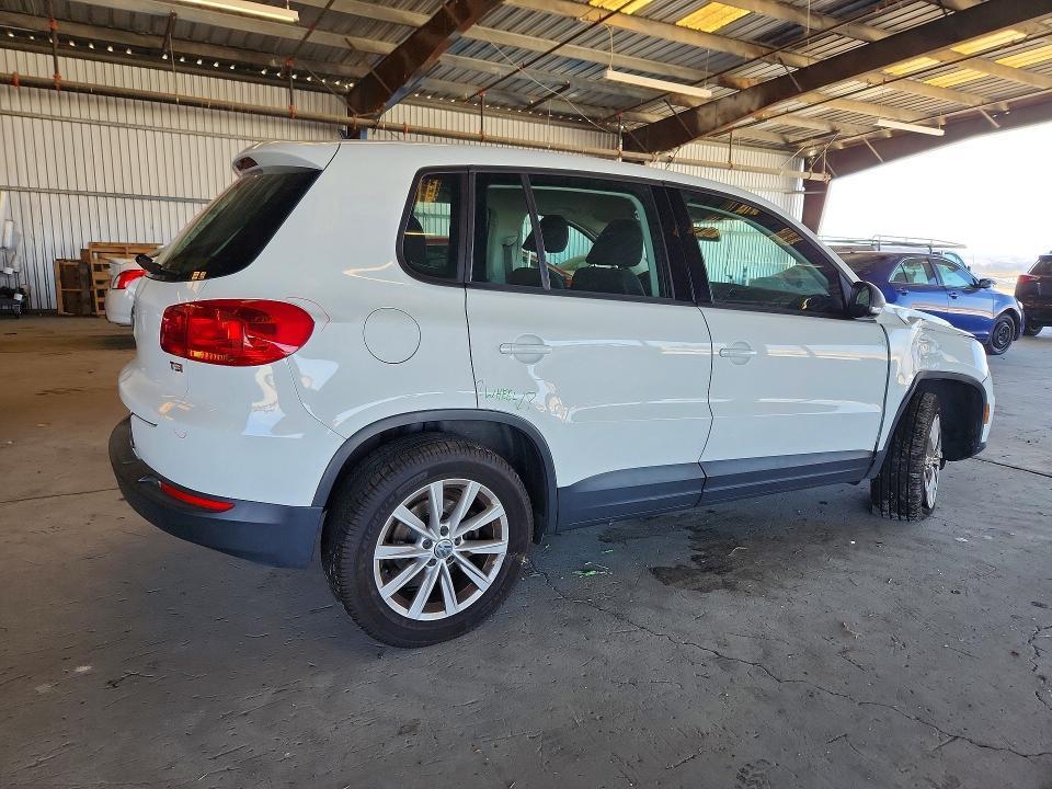 2017 VOLKSWAGEN TIGUAN S — Фото 3 из 13