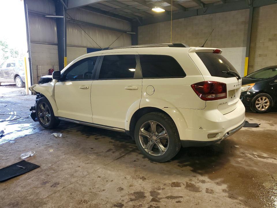 2016 DODGE JOURNEY CROSSROAD — Фото 2 из 13