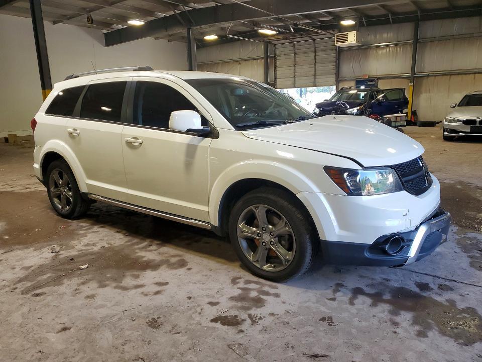 2016 DODGE JOURNEY CROSSROAD — Фото 4 из 13