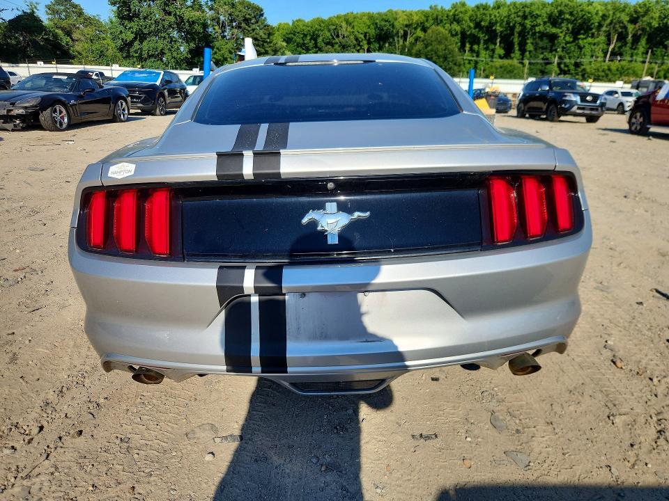 2016 FORD MUSTANG — Фото 6 из 13