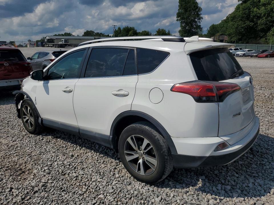 2016 TOYOTA RAV4 XLE — Фото 2 из 13