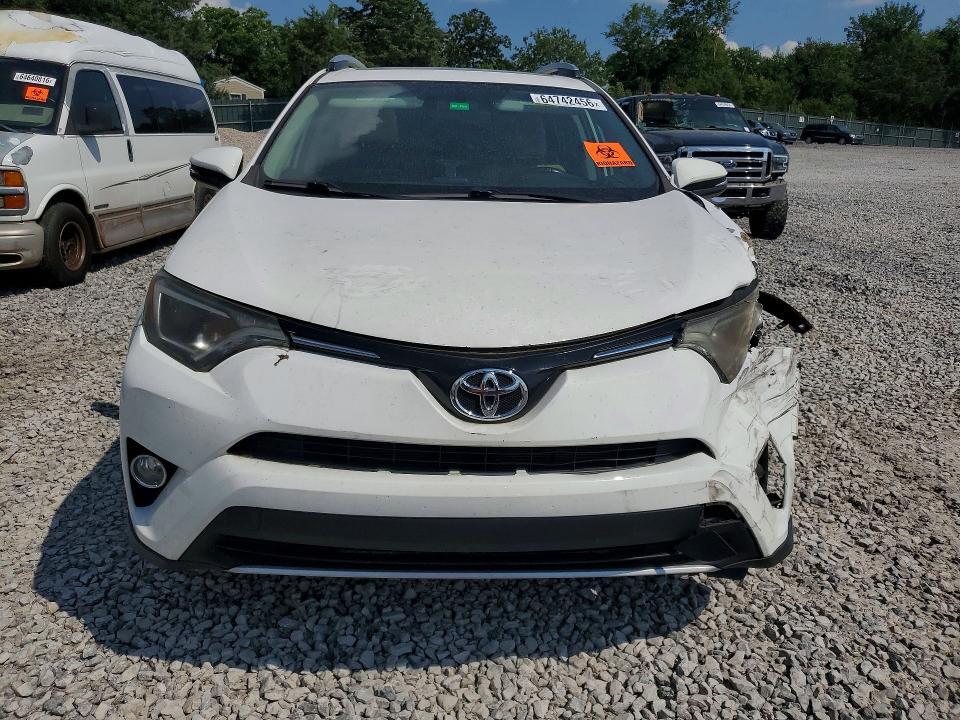 2016 TOYOTA RAV4 XLE — Фото 5 из 13