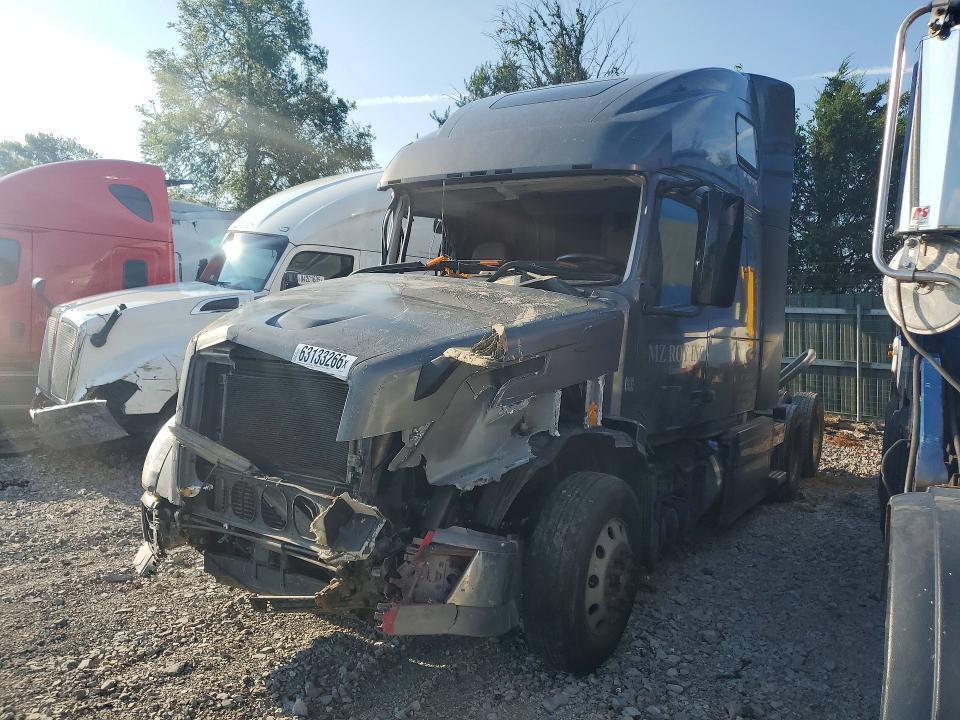 2015 VOLVO VNL 4V4NC9EH2FN190349