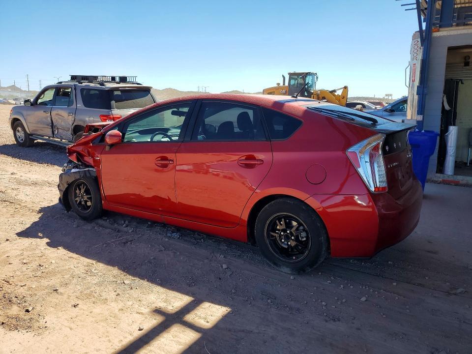 2015 TOYOTA PRIUS TWO — Фото 2 из 13