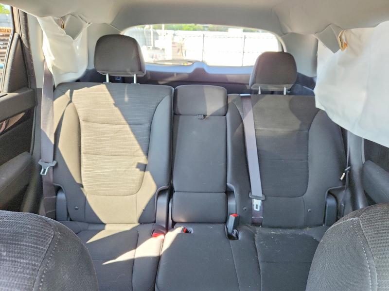 2014 KIA SORENTO LX — Фото 10 из 13