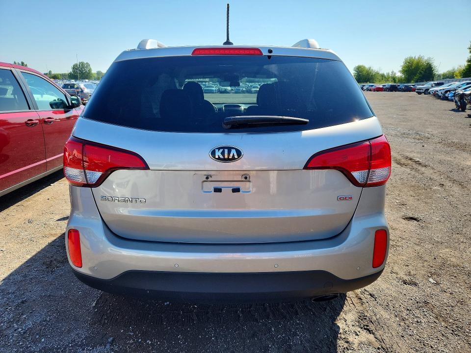 2014 KIA SORENTO LX — Фото 6 из 13