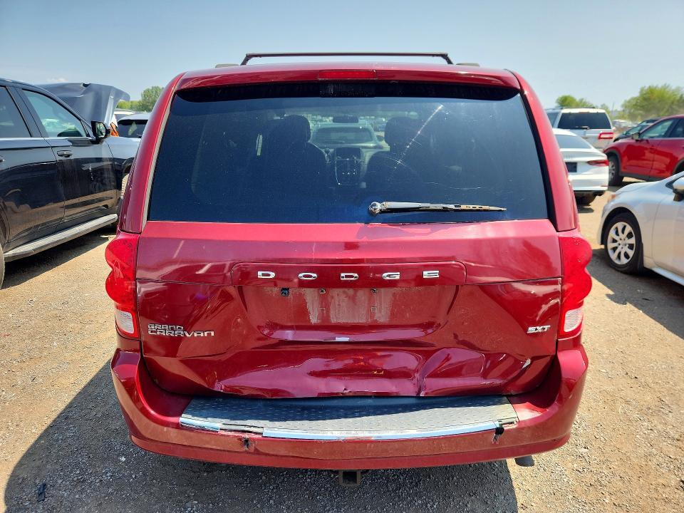 2014 DODGE GRAND CARAVAN SE — Фото 6 из 13
