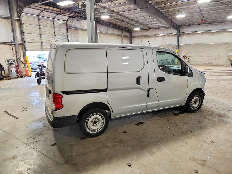 2014 NISSAN NV200 S — Фото 3 из 14