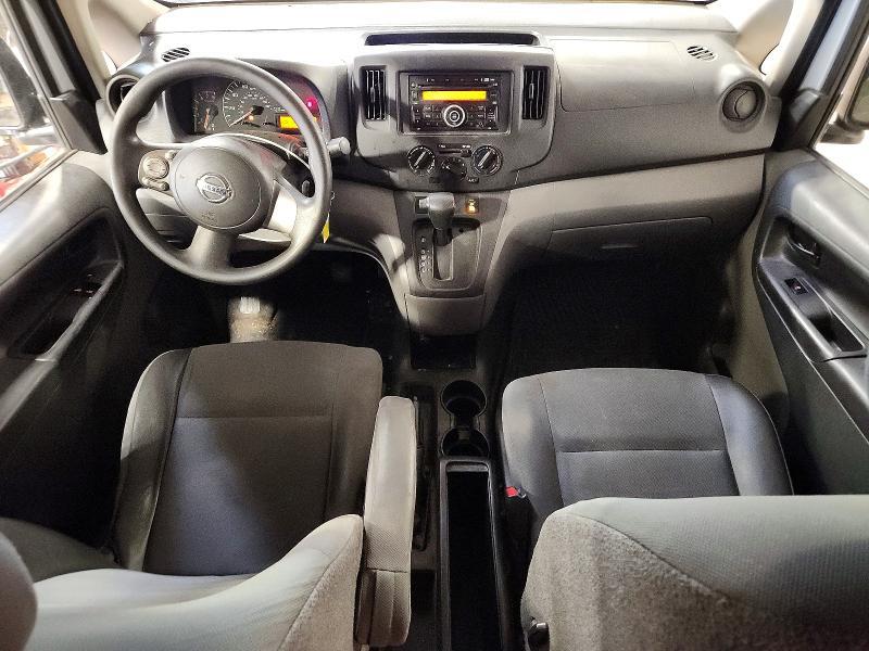 2014 NISSAN NV200 S — Фото 8 из 14
