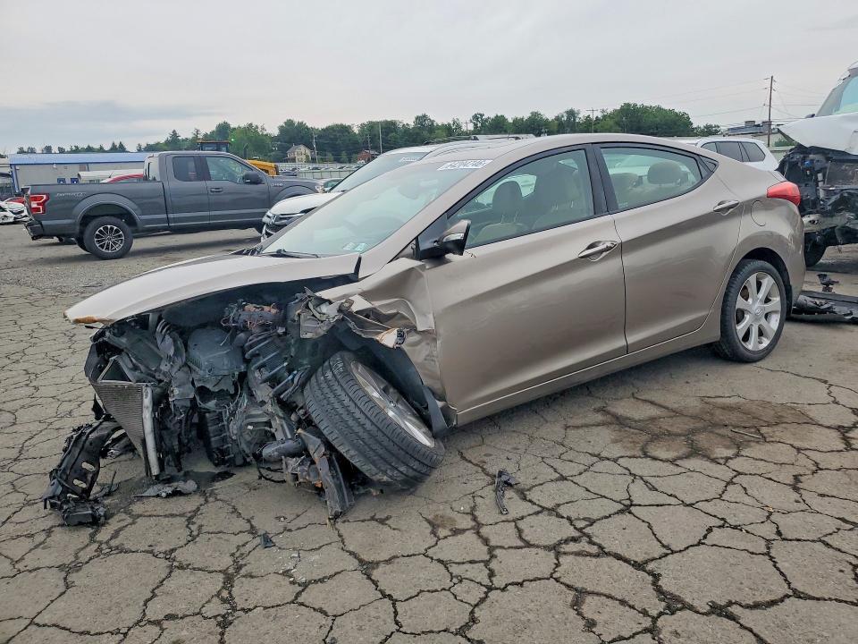 2013 HYUNDAI ELANTRA 5NPDH4AE7DH249545