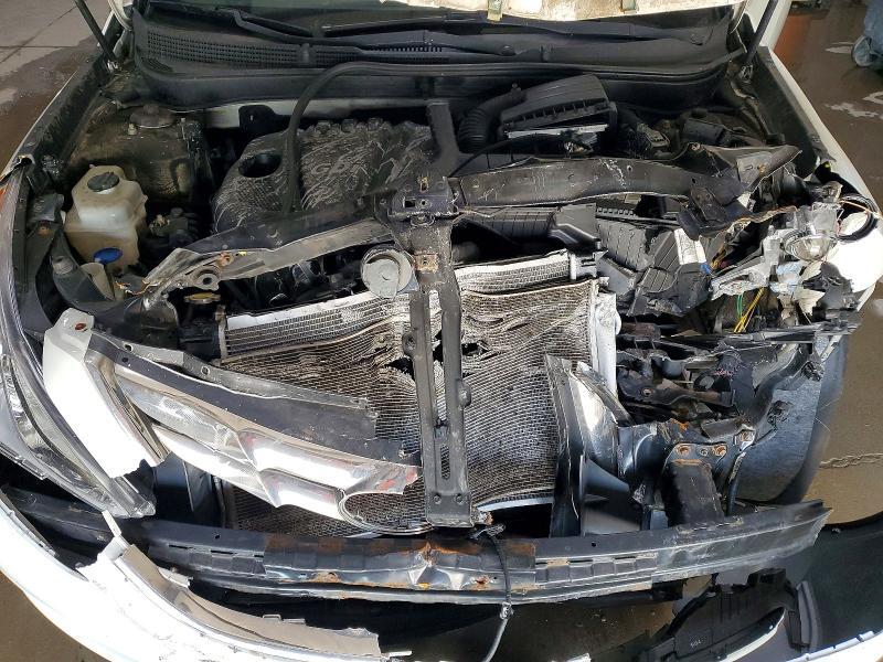 5NPEC4AC9CH402331 2012 HYUNDAI SONATA photo no. 11