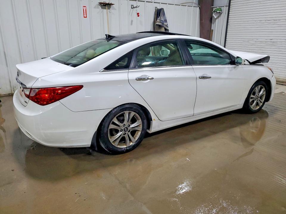 5NPEC4AC9CH402331 2012 HYUNDAI SONATA photo no. 3