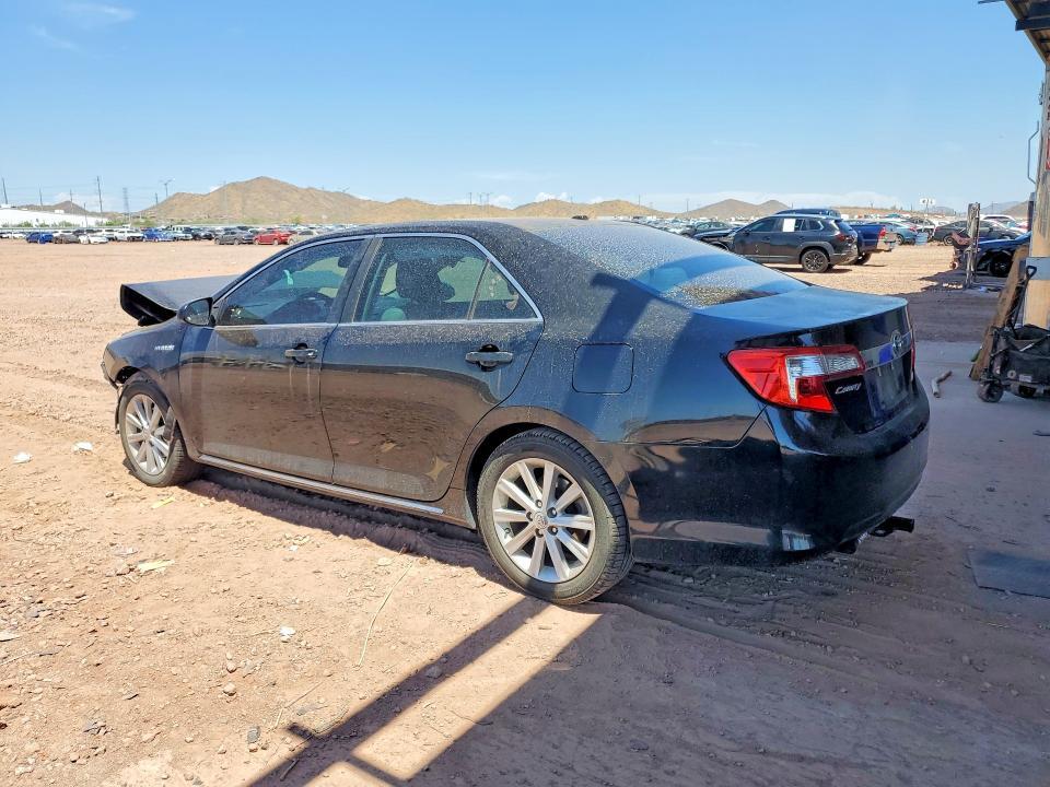 2012 TOYOTA CAMRY HYBRID XLE — Фото 2 из 13
