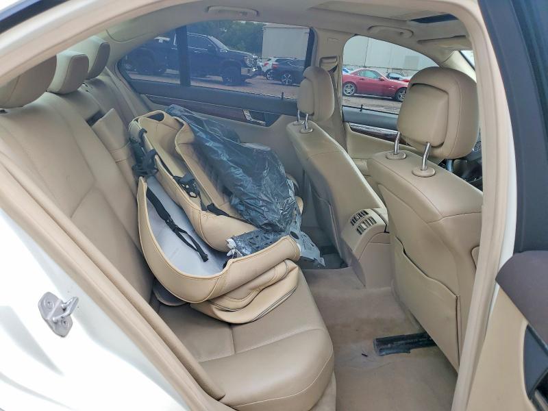 2011 MERCEDES-BENZ C 300 4MATIC — Фото 10 из 12