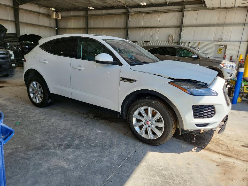 SADFJ2FX2K1Z47923 2019 JAGUAR E-PACE photo no. 4