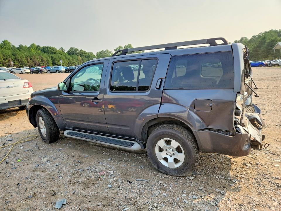 2011 NISSAN PATHFINDER S — Фото 2 из 13