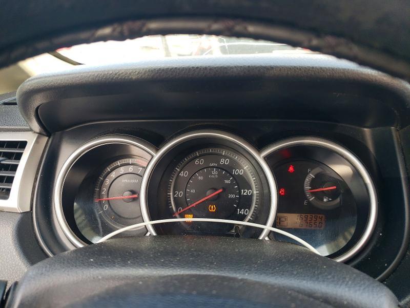 2010 NISSAN VERSA 1.8 S — Фото 9 из 12