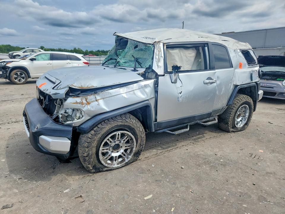 2007 TOYOTA FJ CRUISER JTEBU11F870039804