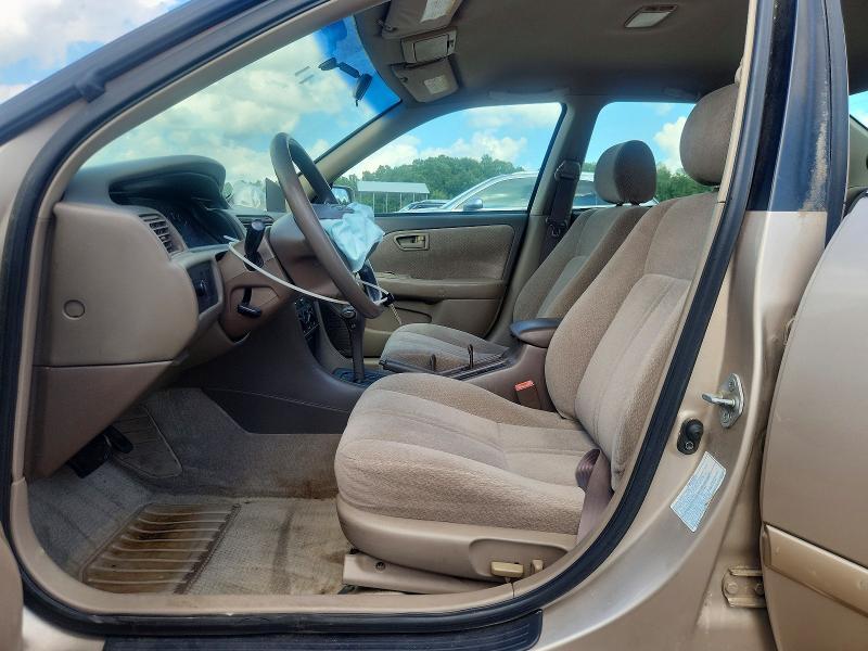 2001 TOYOTA CAMRY LE — Фото 7 из 12
