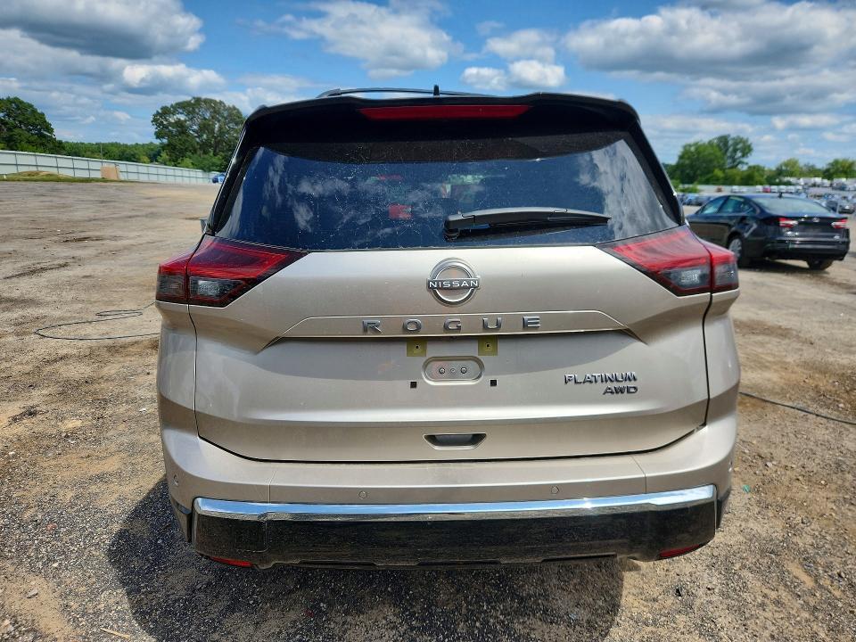 2026 NISSAN ROGUE PLATINUM — Фото 6 из 13
