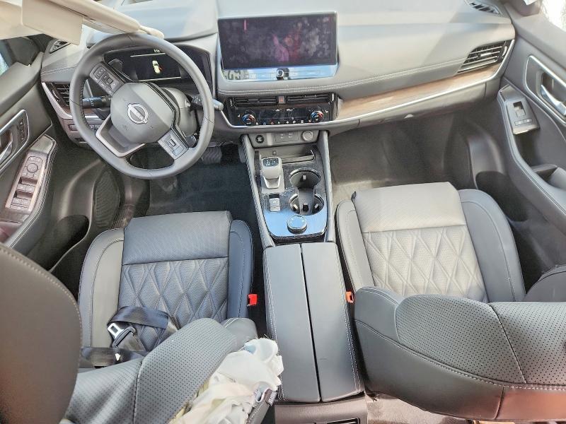 2026 NISSAN ROGUE PLATINUM — Фото 8 из 13