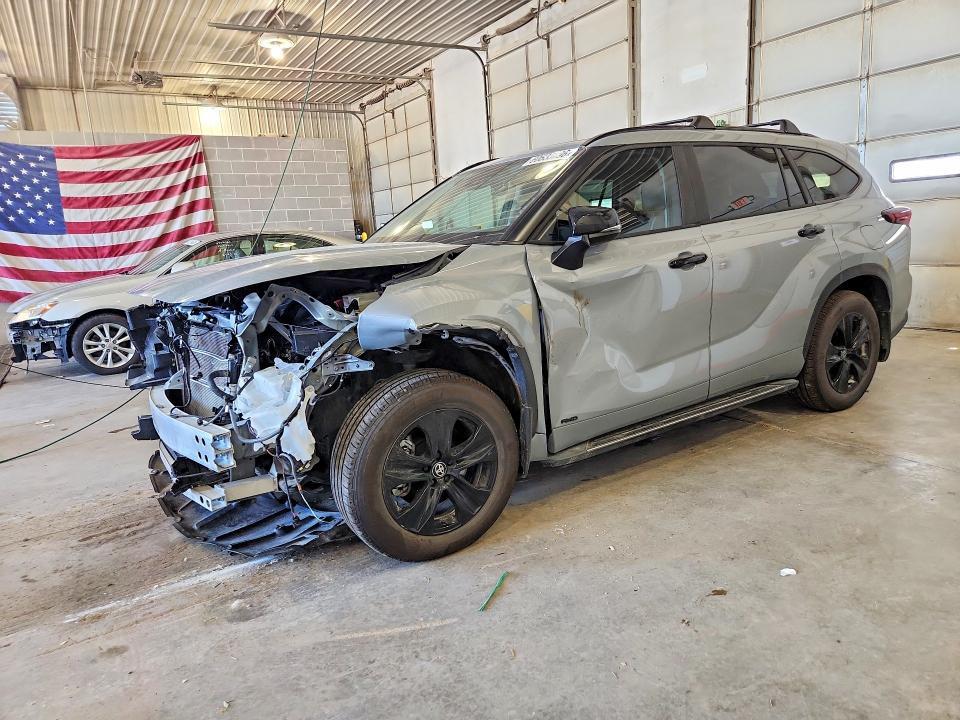 2025 TOYOTA HIGHLANDER HYBRID 5TDKBRCHXSS683317