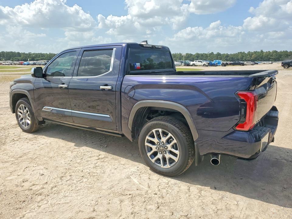 2025 TOYOTA TUNDRA 1794 EDITION HV — Фото 2 из 12