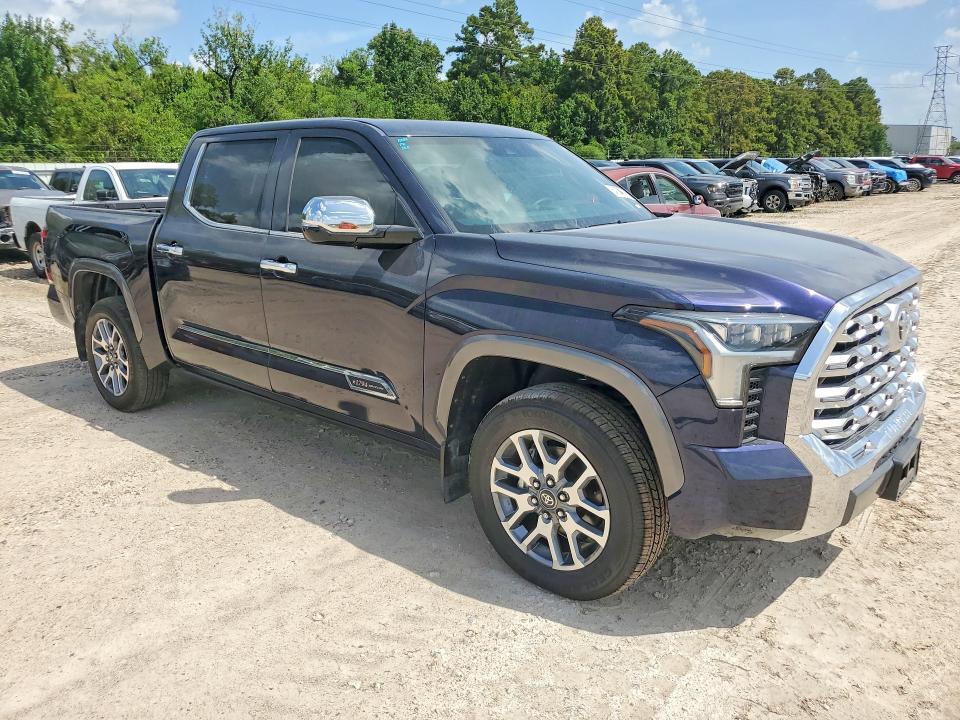 2025 TOYOTA TUNDRA 1794 EDITION HV — Фото 4 из 12