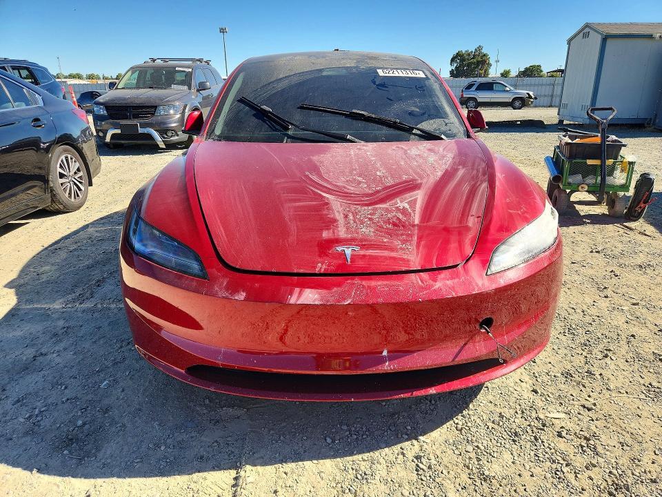 2025 TESLA MODEL 3 — Фото 5 из 12
