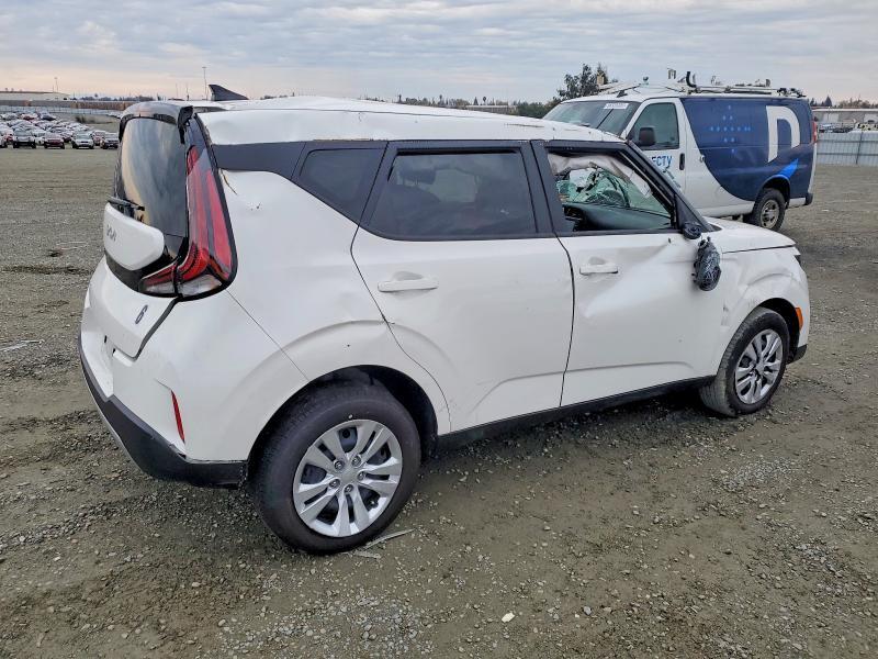 2025 KIA SOUL LX — Фото 3 из 12
