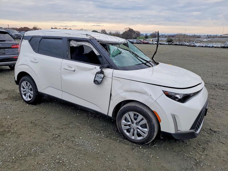 2025 KIA SOUL LX — Фото 4 из 12