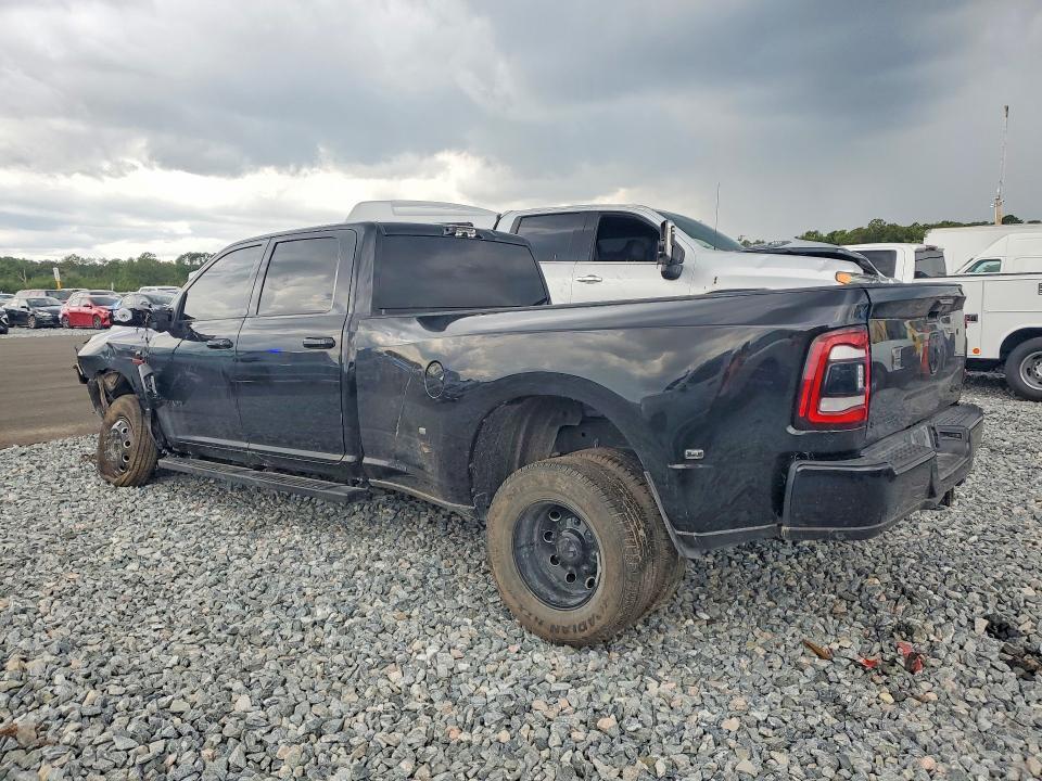 2024 RAM 3500 BIG HORN — Фото 2 из 12