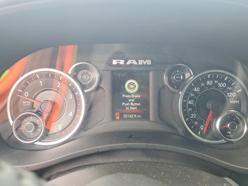 2024 RAM 3500 BIG HORN — Фото 9 из 12