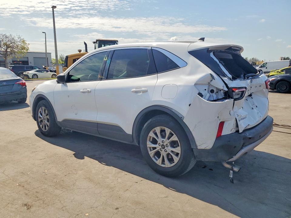 2024 FORD ESCAPE ACTIVE — Фото 2 из 13