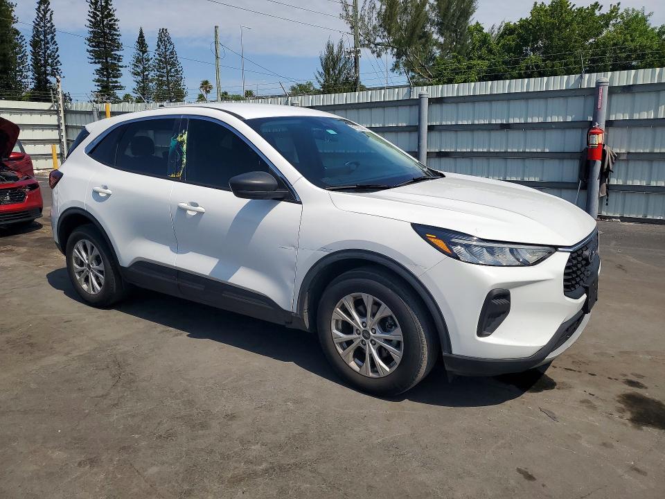 2024 FORD ESCAPE ACTIVE — Фото 4 из 13