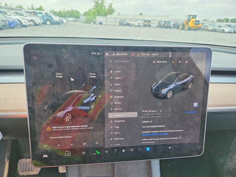 2023 TESLA MODEL Y — Фото 9 из 12
