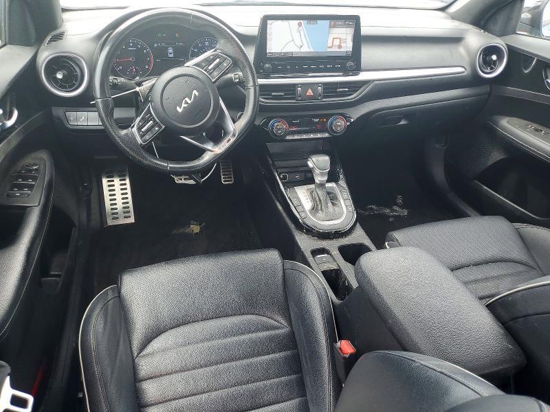 2023 KIA FORTE GT-LINE — Фото 8 из 13