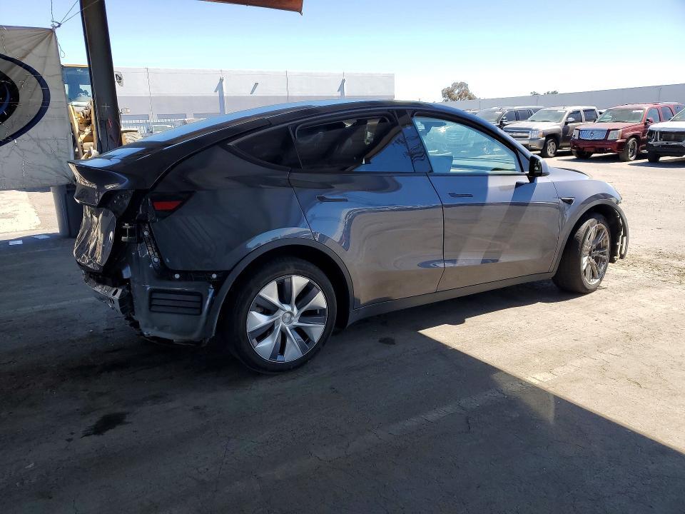 7SAYGDEEXPF859119 2023 TESLA MODEL Y photo no. 3