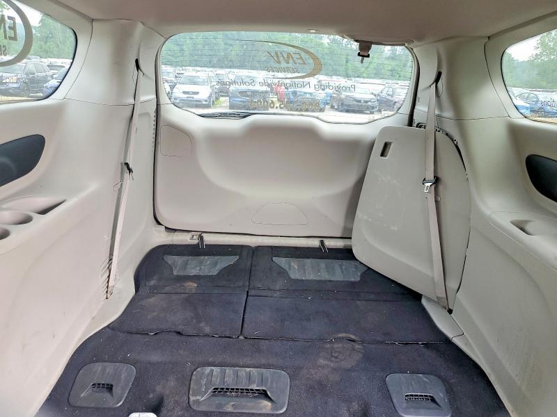 2022 CHRYSLER VOYAGER LX — Фото 10 из 13