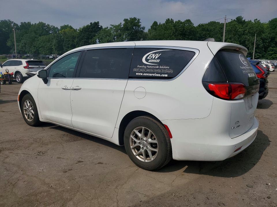2022 CHRYSLER VOYAGER LX — Фото 2 из 13